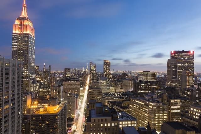 Courtyard by Marriott New York Manhattan/Times Square-Room, 1 King Bed-11