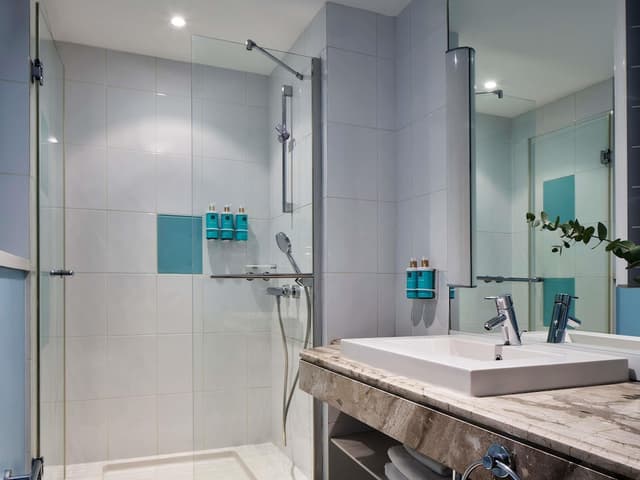 Novotel Athenes-Executive Room With Balcony, 1 double bed or 1 double bed with sofa bed-14