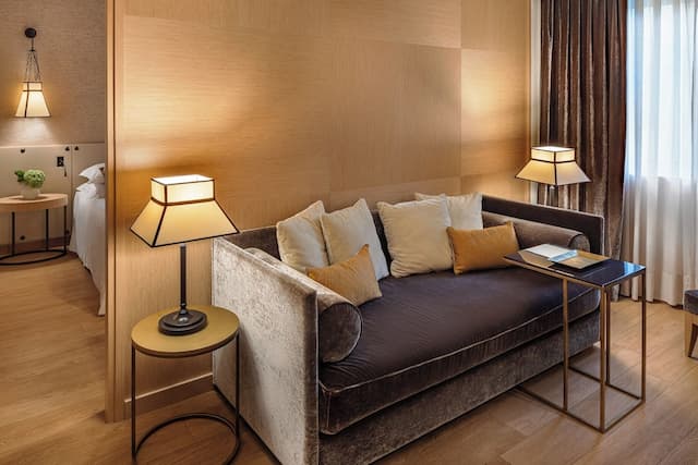 스타호텔 메트로폴-스위트-22