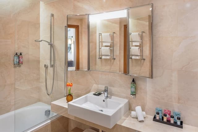 스타호텔 메트로폴-이그제큐티브룸-14