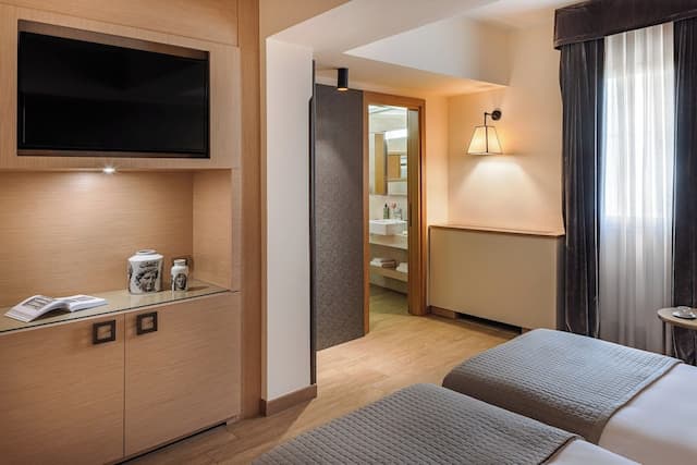 스타호텔 메트로폴-이그제큐티브룸-7