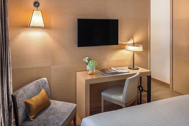 스타호텔 메트로폴-스위트-11