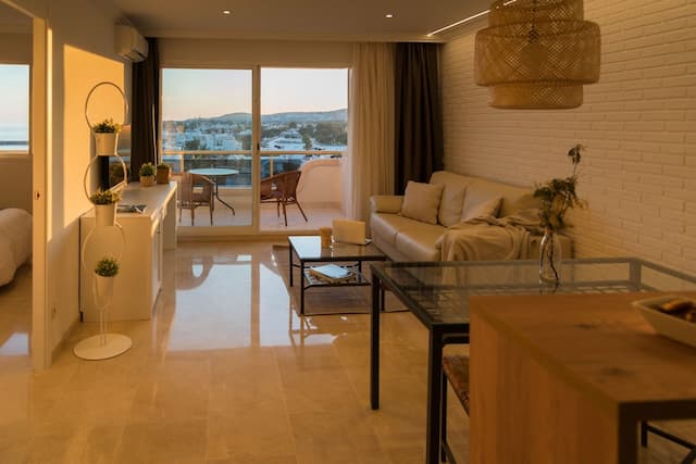 錫切斯地中海酒店-頂級公寓, 2 間臥室, 部分海景, 轉角-1