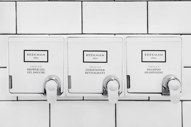 好萊塢飯店-經典客房, 2 張加大雙人床, 冰箱和微波爐, 城市景觀-4