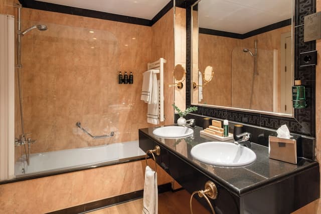 Melia Madrid Barajas-Melia Room, The Level-6