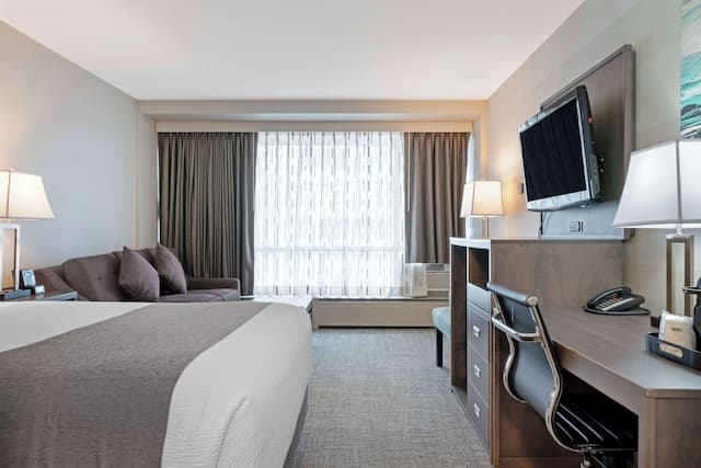 Best Western Plus Sands-Standard Room, 1 King Bed, Non Smoking, Balcony-1