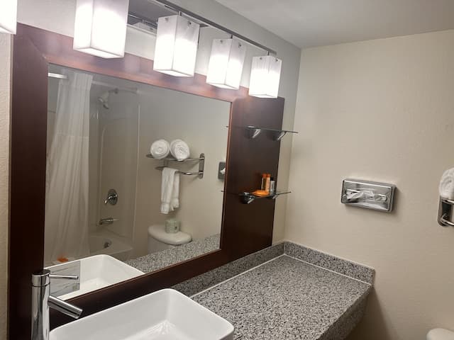 라마다 바이 윈덤 앵커리지-룸, 퀸사이즈침대 2개, 금연-5