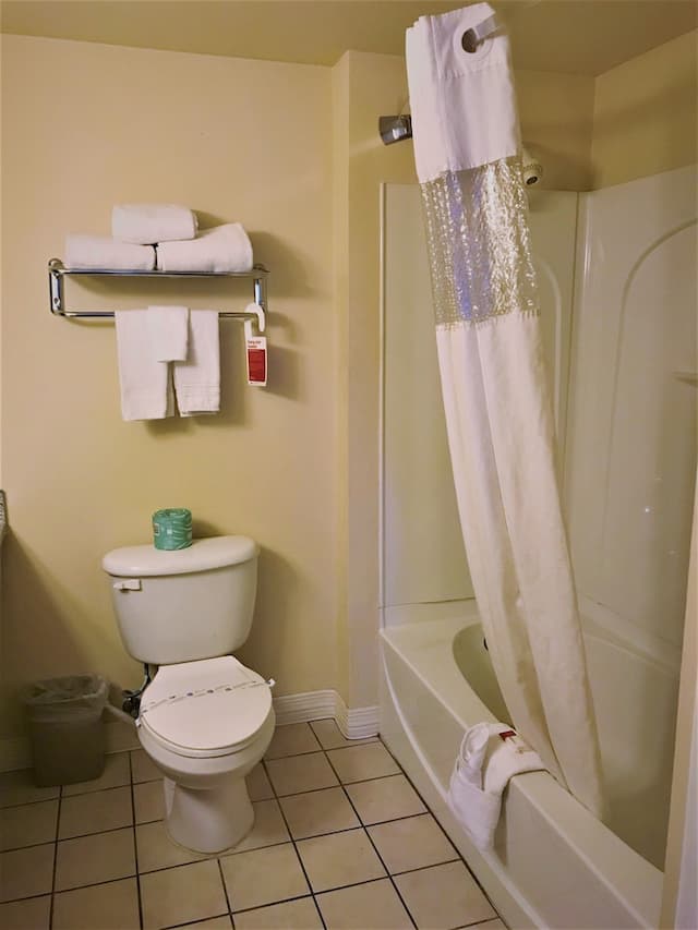 라마다 바이 윈덤 앵커리지-룸, 더블침대 2개, 금연-2