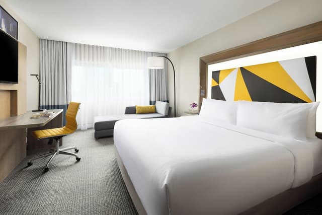 M Social Hotel New York Times Square-Room, 1 King Bed, City View (Social)-6