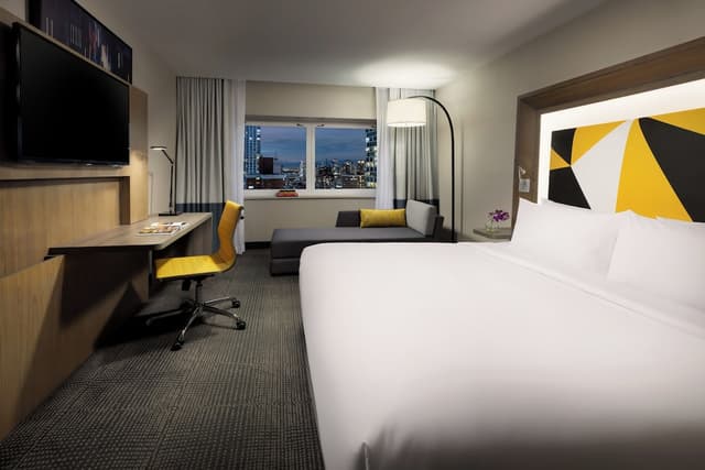 M Social Hotel New York Times Square-Room, 1 King Bed, City View (Social)-1