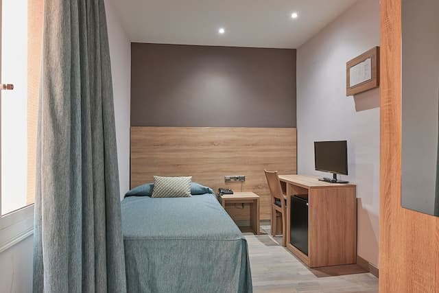 람블러스 바르셀로나-싱글룸-4