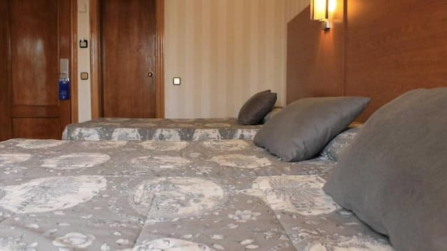 람블러스 바르셀로나-Double Room with Extra Bed-5