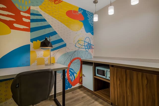 休斯敦佳樂利亞特色旅店-套房, 1 張特大雙人床, 非吸煙房-3