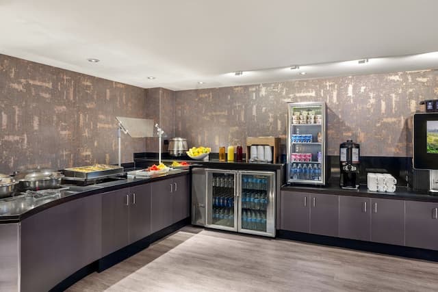 Chicago Marriott Downtown Magnificent Mile-Club Room, 2 Double Beds-9