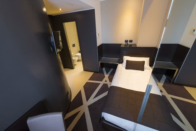 호텔 마닌-스탠다드 싱글룸, 슈퍼싱글침대 1개-1