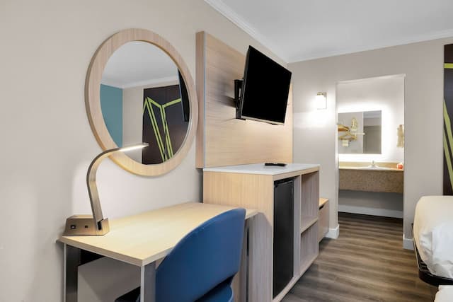 슈어스테이 바이 베스트 웨스턴 샌프란시스코 마리나 디스트릭트-스탠다드룸, 더블침대 2개, 금연, 냉장고 및 전자레인지-1