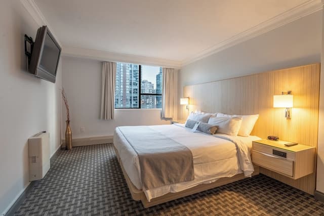 센추리 플라자 호텔-스탠다드 스위트, 침실 1개, 주방, 코너-1