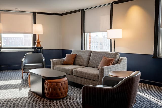 奧靈頓/埃文斯頓希爾頓飯店-總統套房, 1 張特大雙人床-8