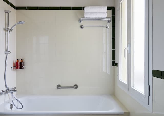 Hotel Indigo Madrid - Princesa by IHG-Standard Room-5