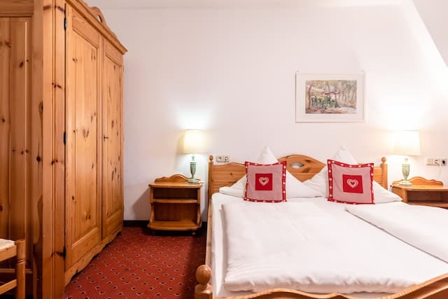 호텔 자우에를라허 포스트-클래식 더블룸-11