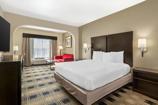 貝斯特韋斯特普拉斯傳承酒店-套房, 1 張特大雙人床, 非吸煙房, 雪櫃和微波爐 (with Sofabed)-2