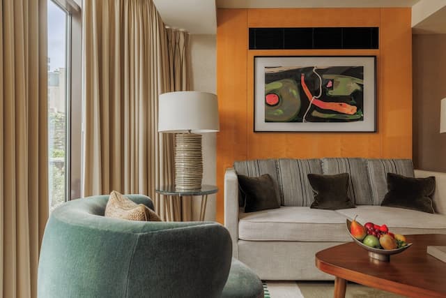 Four Seasons Hotel London at Park Lane-Studio Suite, Terrace-7