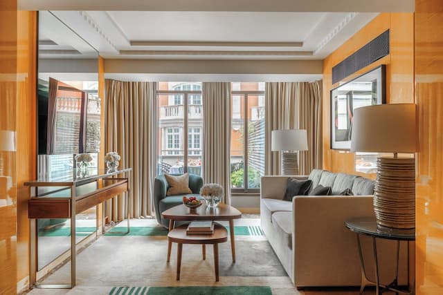 Four Seasons Hotel London at Park Lane-Studio Suite, Terrace-4