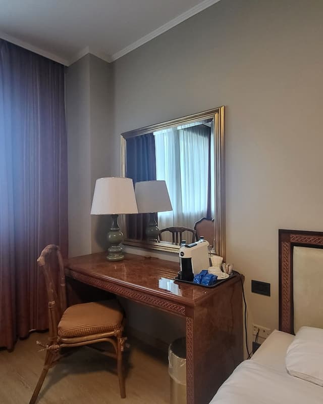 Tower Genova Airport Hotel & Conference Center-Deluxe Double Room, 2 Twin Beds, Single use-2