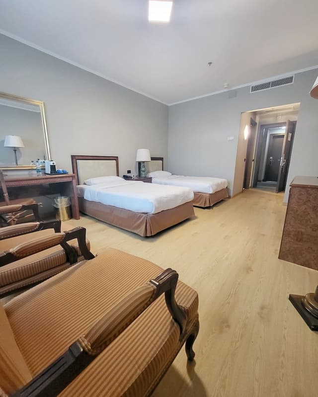 Tower Genova Airport Hotel & Conference Center-Deluxe Double Room, 2 Twin Beds, Single use-1