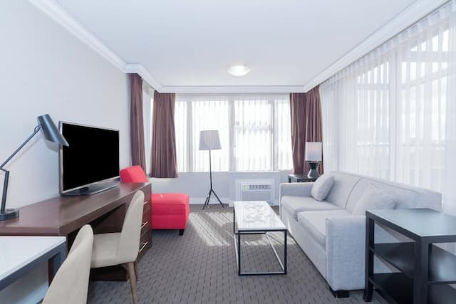 샌드맨 호텔 밴쿠버 다운타운-스탠다드 스위트, 킹사이즈침대 1개 (Kitchenette, South Tower)-3