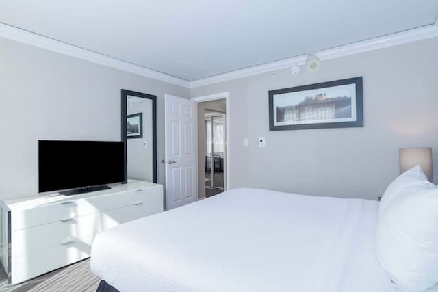 샌드맨 호텔 밴쿠버 다운타운-스탠다드 스위트, 킹사이즈침대 1개 (Kitchenette, South Tower)-4