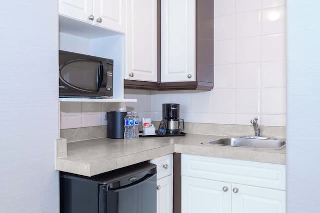 샌드맨 호텔 밴쿠버 다운타운-스탠다드 스위트, 킹사이즈침대 1개 (Kitchenette, South Tower)-7