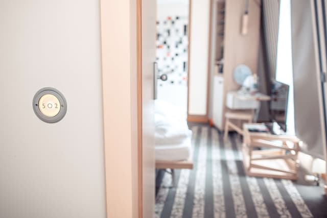 ホテル ブライブトロイ ベルリン バイ ゴールデン チューリップ-スタンダード ルーム クイーンベッド 1 台-5