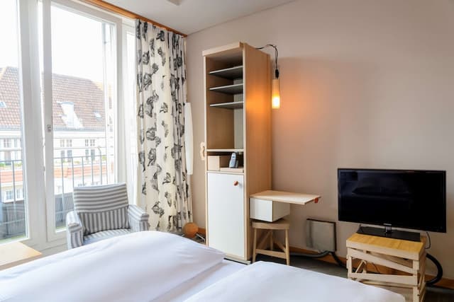 ホテル ブライブトロイ ベルリン バイ ゴールデン チューリップ-スタンダード ルーム クイーンベッド 1 台-10