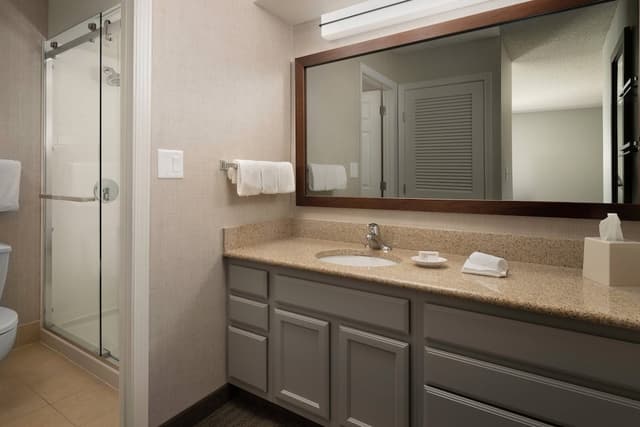 Residence Inn by Marriott Seattle Bellevue-Studio-10