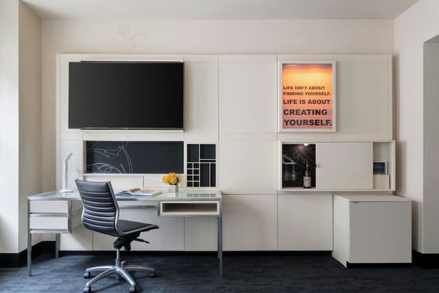 芝加哥城市中心 W 飯店-尊榮客房, 1 張特大雙人床 (Mobility/Hearing Access, Roll-In Shwr)-3