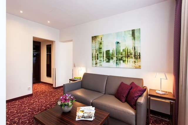 The Domicil Hotel Frankfurt City-Deluxe Suite-7