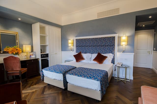 Rivoli Boutique Hotel-Deluxe Double or Twin Room-6