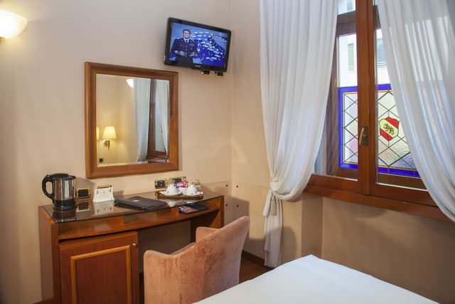 Hotel Berna-单人房 (quality)-2