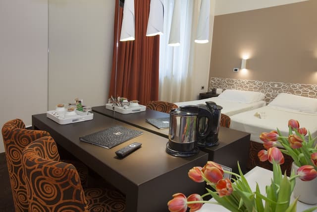 Hotel Berna-高级双人房或双床房-6