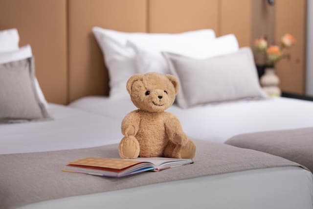 阿姆斯特丹城市中心 NH 飯店-家庭四人房 (View, Extra Bed 3 Ad + 1 Ch)-9