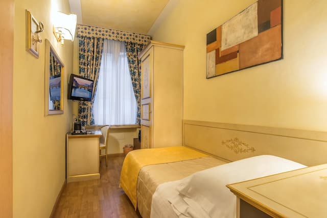 ホテルアルバパレス-シングルルーム-5