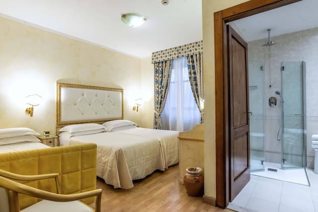 ホテルアルバパレス-トリプルルーム-1