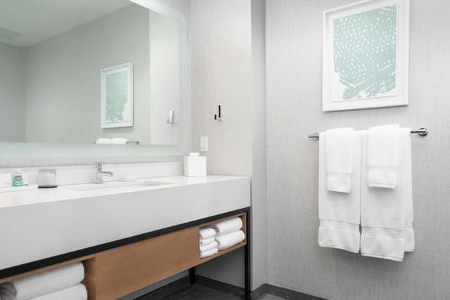 마우이 코스트 호텔-디럭스룸-6