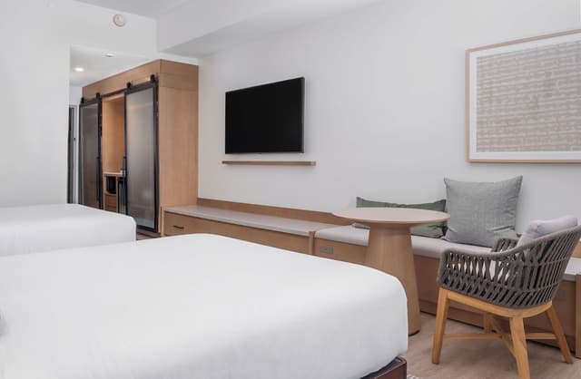 마우이 코스트 호텔-디럭스룸-2