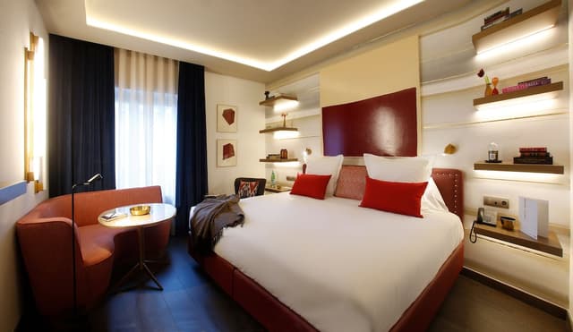 維奇麥飯店-尊榮雙人房-6