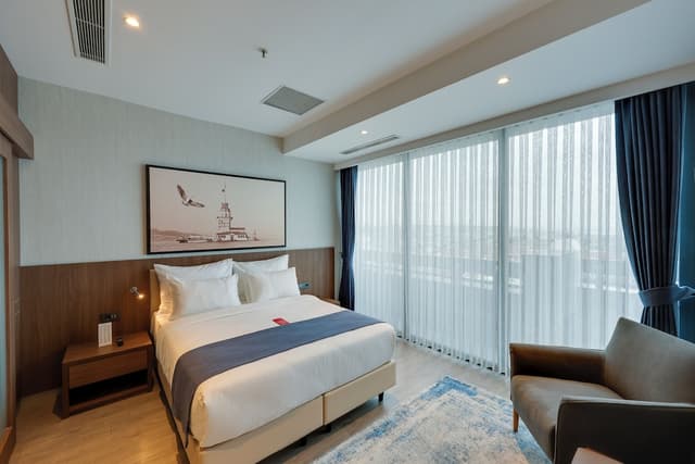 Ramada by Wyndham Istanbul Old City-Suite, 1 Double Bed with Sofa bed, Terrace-3