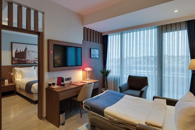 Ramada by Wyndham Istanbul Old City-Suite, 1 Double Bed with Sofa bed, Terrace-2