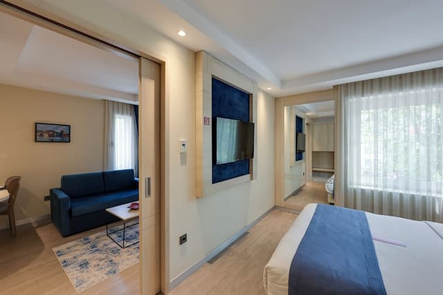 Ramada by Wyndham Istanbul Old City-Junior Suite, 1 Double Bed with Sofa bed-4