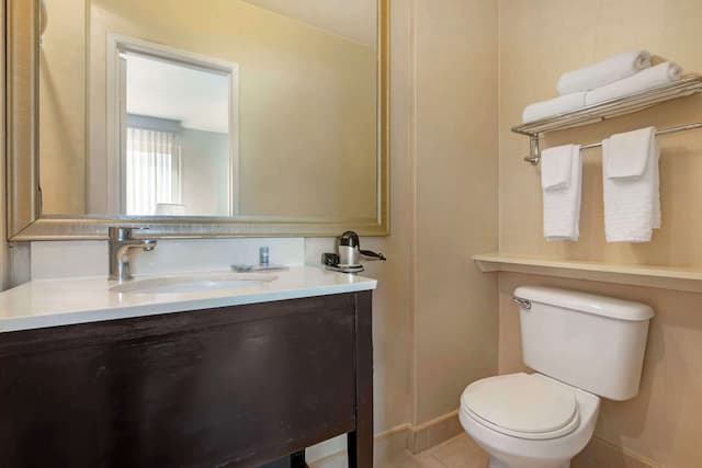 Best Western Royal Palace Inn & Suites-Standard Room, 2 Queen Beds, Non Smoking, Refrigerator & Microwave-3